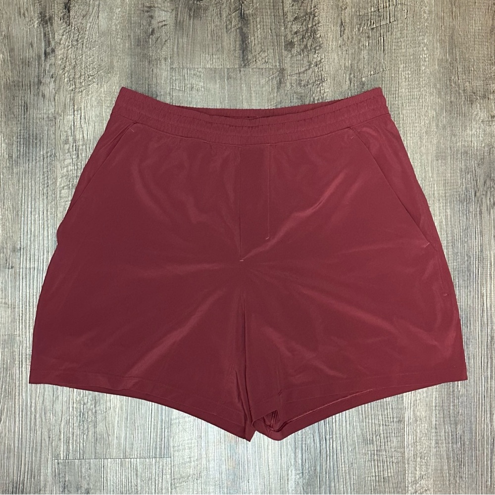 lululemon athletica Men's Athletic Shorts in Deep Burgundy